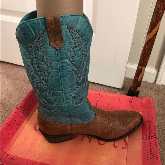 Coconuts by Matisse women’s cowgirl boots - Picture 3 of 4